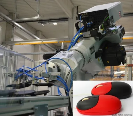 Bild: Biokunststoffe: IfBB u. Anwendungszentrum HOFZET d. Fraunhofer WKI entwickeln Computermausmaterial