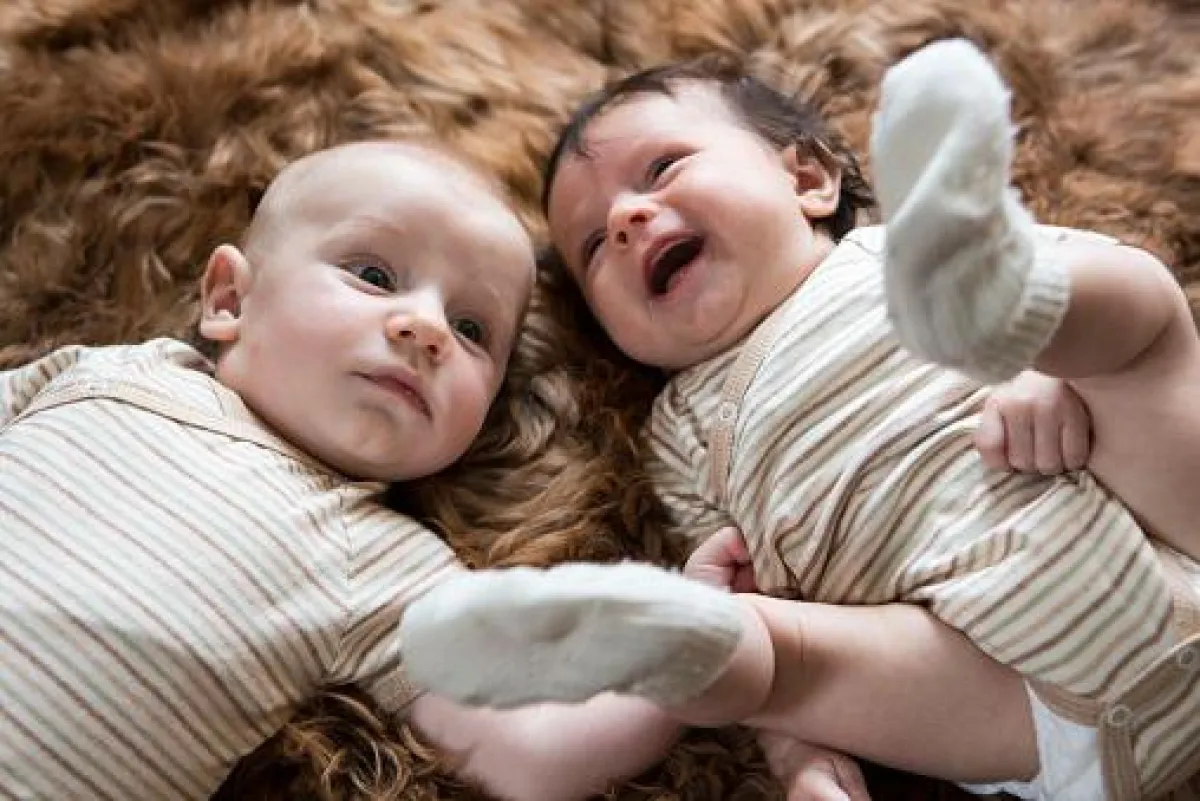 Die neue naturfarbene Linie von Mama Ocllo für zarte Babyhaut