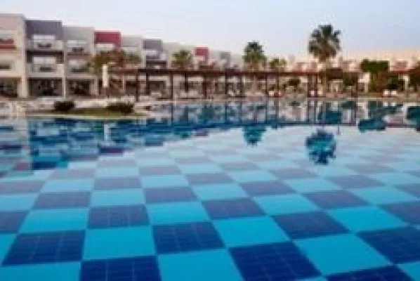 Bild: SENTIDO Crystal Bay Resort in Hurghada ist TopHotel 2012