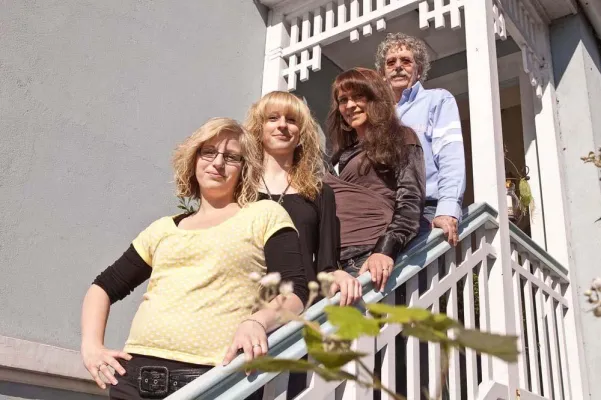 „Der Barbier“ macht Plätze in der Europa-Rangliste der besten Friseurbetriebe gut Bild: „Der Barbier“ macht Plätze in der Europa-Rangliste der besten Friseurbetriebe gut