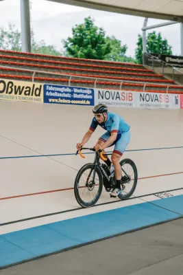 Bild: Rennradtour Weimar–Hannover: MKP und Nachwuchssportler bewältigen gemeinsam 270 Kilometer