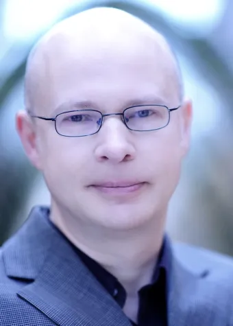 Bild: Hypnose gegen Alkoholkonsum | Besonders wirksam als Tiefenhypnose | Dr. phil. Elmar Basse