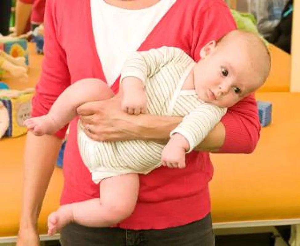 Die kidKG aus Eningen informiert über wichtige Entwicklungsschritte bei Babies