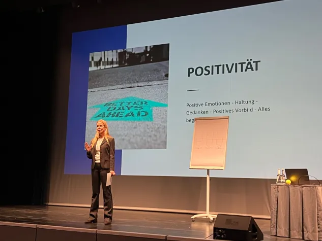 „PEAK Performance: Das Führungsprinzip der neuen Wirtschaft“ Bild: „PEAK Performance: Das Führungsprinzip der neuen Wirtschaft“