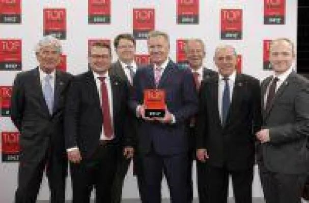 Bild: Thorsten Gareis als bester Berater ausgezeichnet