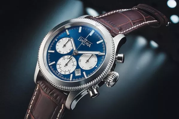 Bild: Neuer Pilot an Bord: DAVOSA Business Pilot Chronograph
