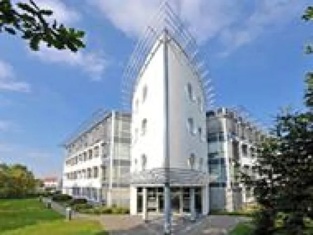 Bild: DIP-Partner AENGEVELT vermittelt HELMUT FISCHER GMBH ersten Standort in Düsseldorf