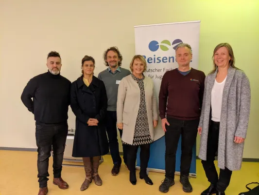 Bild: Wie reist die Jugend? Reisenetz e.V. diskutiert auf Jugendreise Kongress