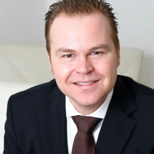 Bild: Clemens Schuerhoff von Kommalpha Institutional Consulting GmbH im Interview mit Kapitalerhöhungen.de