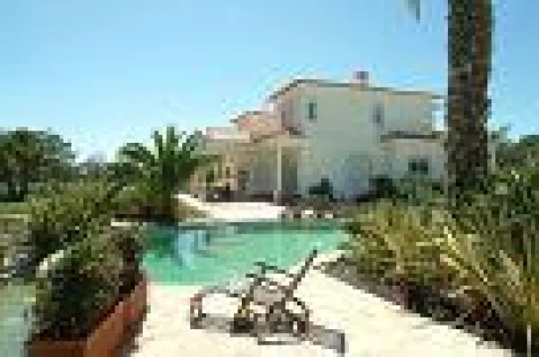 Bild: Die neue Gesetzesvorlage zum Verkauf von Immobilien an Ausländer in der Türkei wurde von der TBMM angenommen