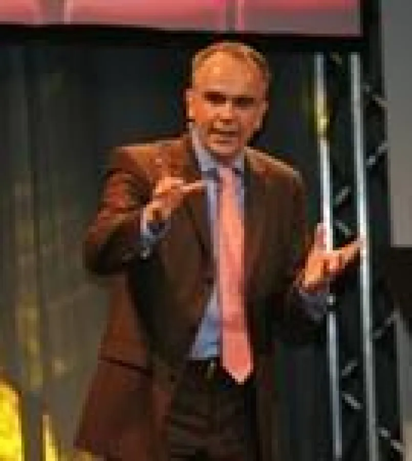 Ideen-Experte, Kreativprofi, Moderator, Autor und Keynote Speaker: Bernhard Wolff