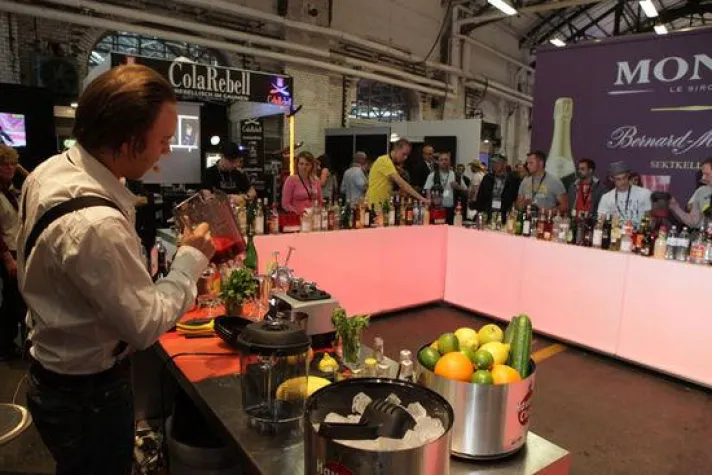 Bild: Bars24 – Partner der BARZONE 2011
