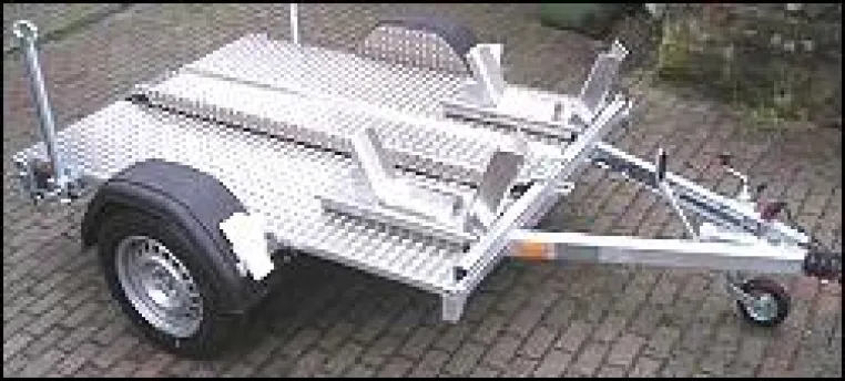 Motorradanhänger von MotoMove - Motorrad Transport Zubehör Bild: Motorradanhänger von MotoMove - Motorrad Transport Zubehör