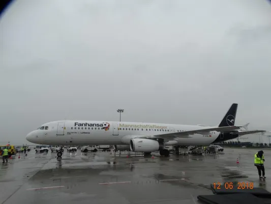 Bild: DFB-Elf fliegt zur WM 2018 in Russland