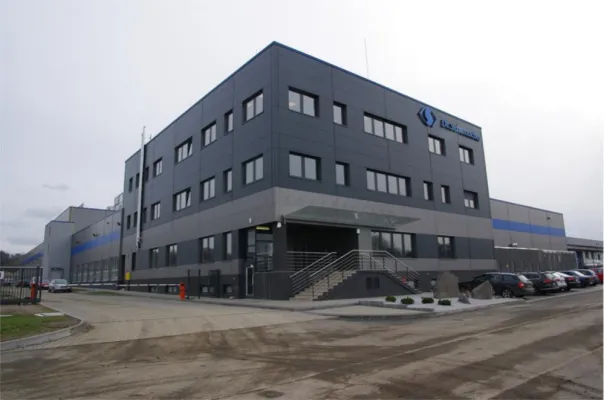 Bild: Dr. Schumacher eröffnet größte Feuchttuchproduktion Europas