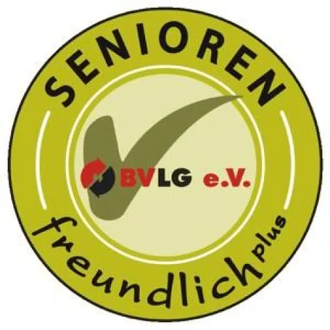 Bild: Heinsberg Erkelenz - Auszeichnung SENIORENfreundlich an REWE Erkelenz durch Handwerkerkoperation rufdenprofi.de