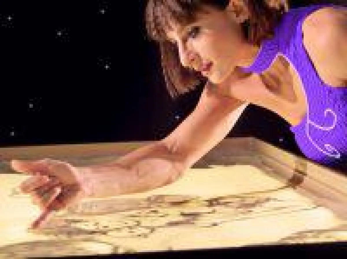 Mit Sandmalerei Show sorgten Künstler für beste Unterhaltung bei Weihnachtsfeier der Firma NGK