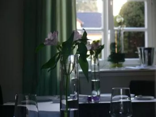 Bild: DER VARTA-FÜHRER - Restaurant der Woche: LANDLUST Burg Flamersheim in Euskirchen