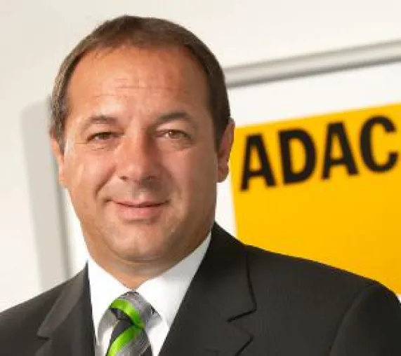 Bild: ADAC TruckService kooperiert mit AIS