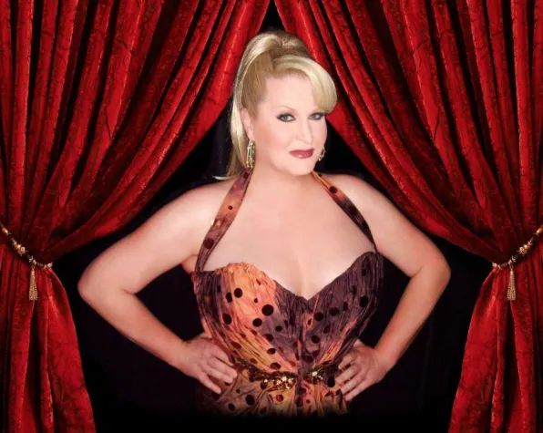 Bild: Stadtpremiere: Daphne de Luxe mit "Comedy in Hülle und Fülle" in Berlin