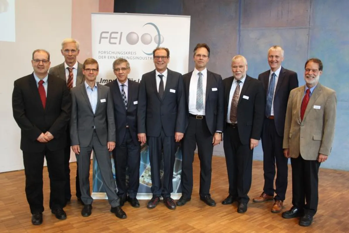 Referenten der FEI-Jahrestagung sowie Führungskreis des FEI: Prof. Jochen Weiss (Uni Hohenheim), Prof. Jörg Hinrichs (Uni Hohenheim), Prof. Michael Glei (Uni Jena), Prof. Antonio Delgado (Uni (FEI e.