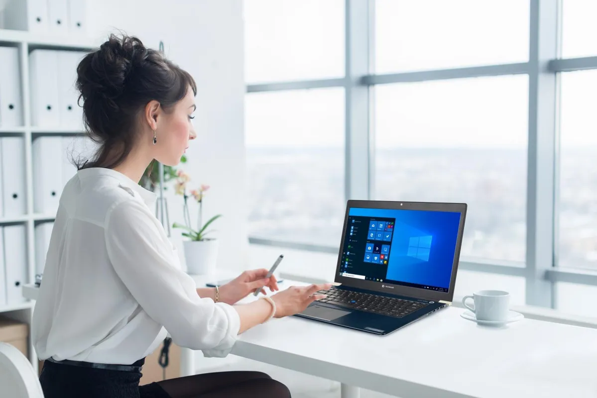 Die Portégé X-Serie von dynabook ist der ideale Begleiter im mobilen Arbeitsalltag.