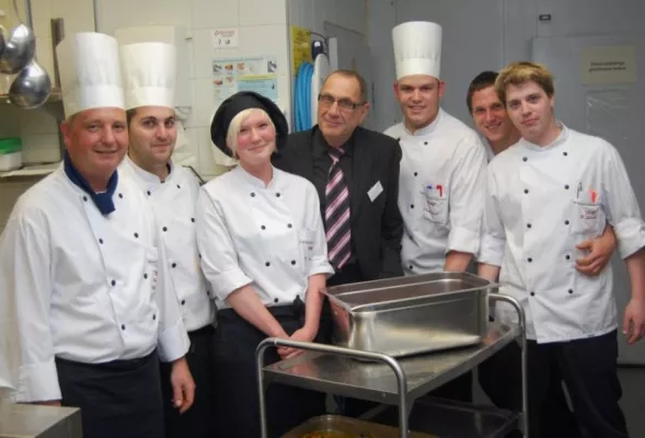 Bild: Bereit für die Karriere: Ausbildung im Wöhrdersee Hotel Mercure Nürnberg