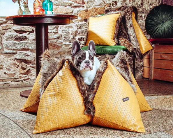 FLUM Manufaktur - individuelle Luxus-Hundekissen Bild: FLUM Manufaktur - individuelle Luxus-Hundekissen