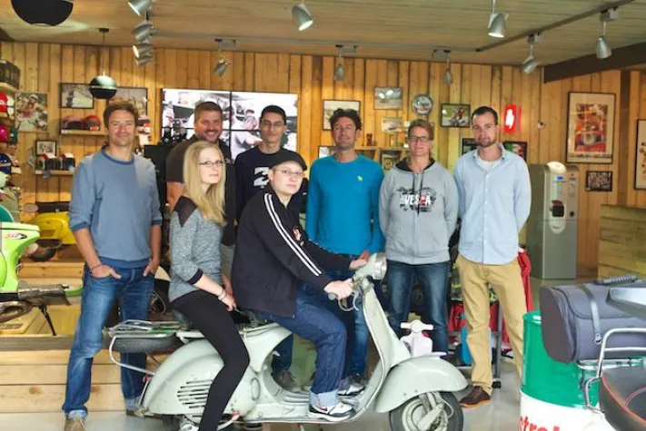 Bild: Neue Azubis starten bei SIP Scootershop