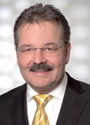 Bild: 1. De’Longhi Design Academy und 2. Deutsche Bügelmeisterschaft ziehen Messebesucher an