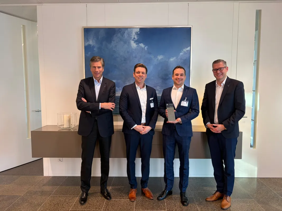 Dr.-Ing. Mathias Kammüller, Alexander Lewinsky, Jan Hartmann & Jan Kistner (v.li.n.re.) (© TRUMPF)