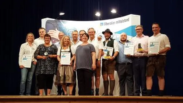 Bild: 2. Platz bei dem Gipfelmut Preis 2017 für Carossa Immobilien