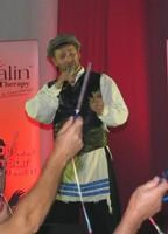 Ronny Weiland als singender Milchmann Tewje Bild: ExtremNews / Thorsten Schmitt