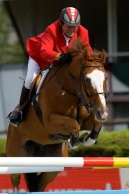 Bild: Ales Opatrny siegt am CSI** Linz/Ebelsberg/Österreich vor Hugo Simon (AUT)
