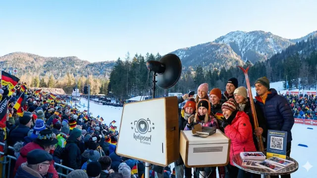 Bild: Wintersport-Highlight: Knipserl Fotobox sorgt für Fan-Momente beim Biathlon Ruhpolding