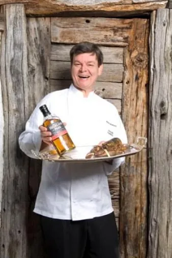 Bild: Meisterkoch Harald Wohlfahrt kreiert Whisky-Menü mit Highland Park