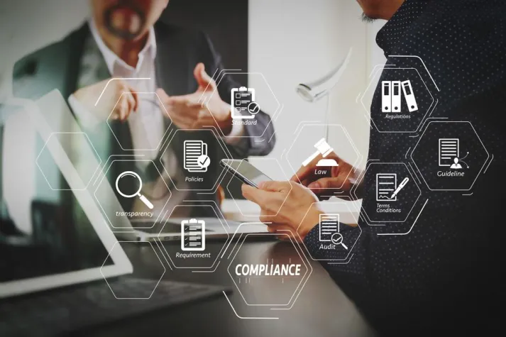 Bild: Mit einem MBA in die Liga der Compliance-Helden