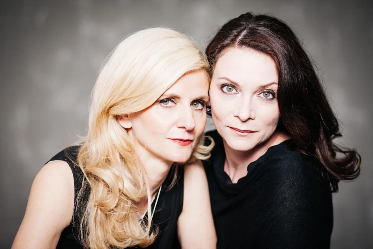 Das Klavierduo Anna & Ines Walachowski (Foto: Ralf Bauer)