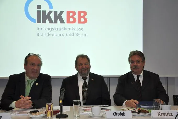 IKK BB: Auch 2016 nur 15,2 Prozent Beitrag - Verwaltungsrat bestätigt niedrigen Preis bei voller Leistung Bild: IKK BB: Auch 2016 nur 15,2 Prozent Beitrag - Verwaltungsrat bestätigt niedrigen Preis bei voller Leistung