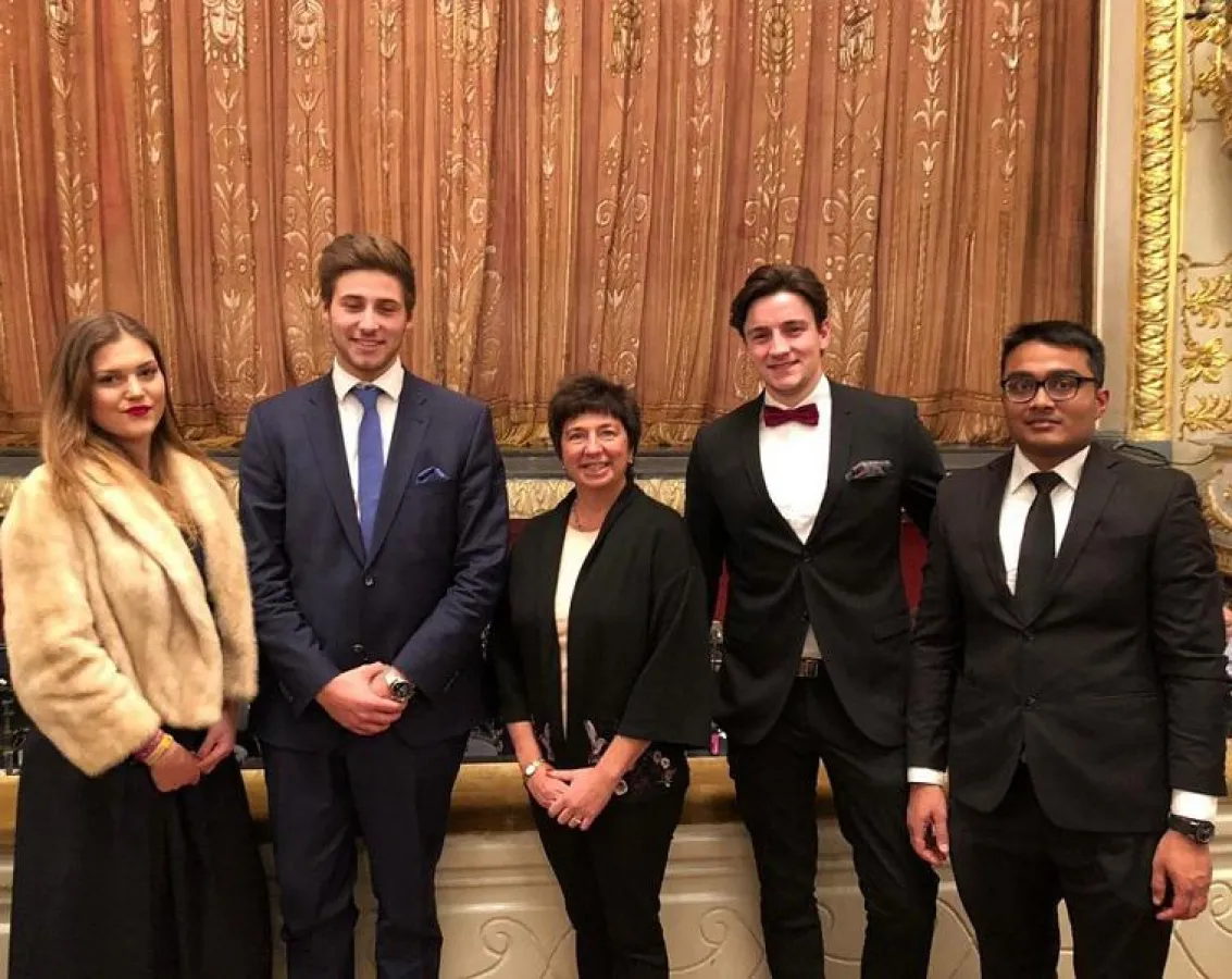 Oper(v.li.): Anna Kerstin, Quirin Boneberger, Dolores Sanchez, Markus Kreutz, Qaseen Siddiqui.