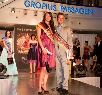 Bild: Wer wird Miss & Mister Neukölln? Die große Wahl in den Berliner "Gropius Passagen" am 21. Mai 2011