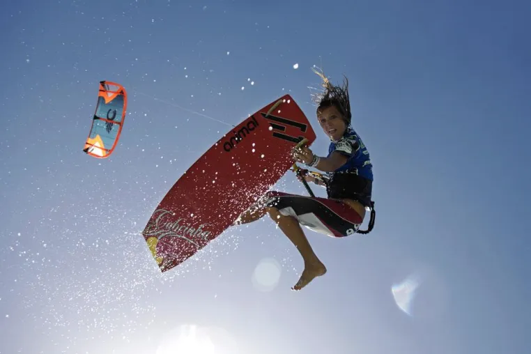 Bild: Mit dem Wind zu weltmeisterlichen Höhenflügen - 24. Windsurfing & Kiteboarding World Cup auf Fuerteventura