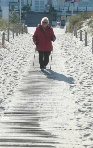 Bewegung und Sport schützen vor Osteoporose Bild: Bewegung und Sport schützen vor Osteoporose