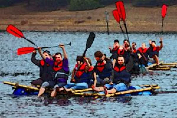 Bild: Mitarbeiterbindung durch Outdoor Events