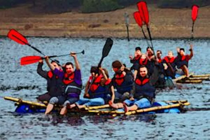 Bild: Mitarbeiterbindung durch Outdoor Events