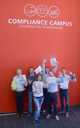 Bild: Welthändehygienetag: OPHARDT hygiene unterstützt die WHO “SAVE LIVES: Clean Your Hands” Kampagne