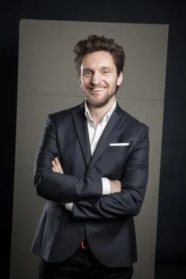 Bild: Alexander von Trentini: 4 Tipps für gepflegtes Sommerhaar