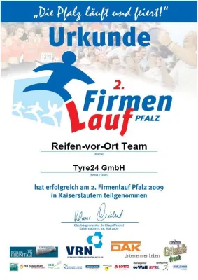 Tyre24 verteidigt Pokal beim 2. Firmenlauf Pfalz Bild: Tyre24 verteidigt Pokal beim 2. Firmenlauf Pfalz