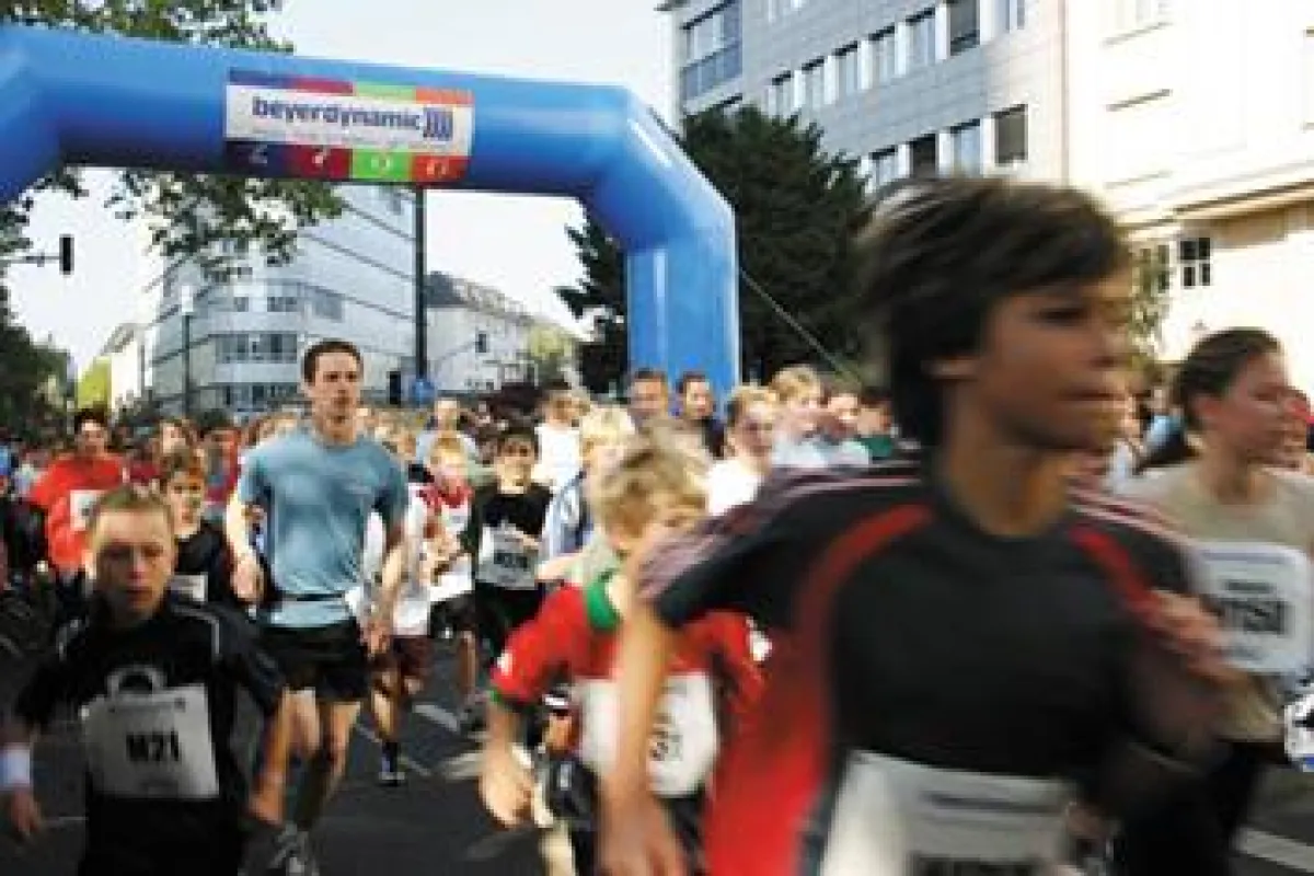 Jung, dynamisch, ausdauernd - dafür steht der Audio-Spezialist beyerdynamic aus Heilbronn, der zahlreiche Laufwettbewerbe bundesweit unterstützt.