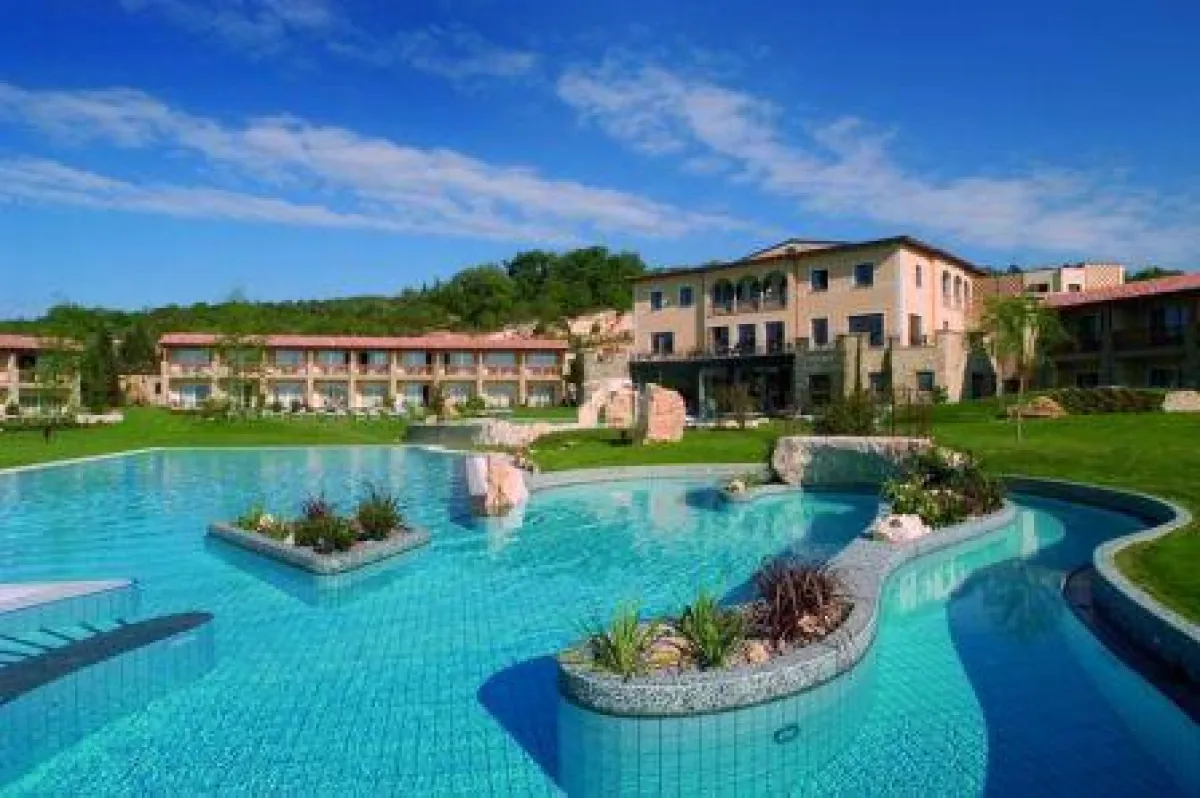 Outdoor Thermalbecken